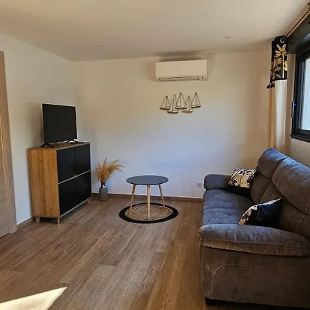 Apartment Bas De Avec Acces Piscine Ventiseri