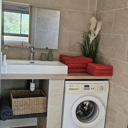 Bas De Avec Acces Piscine * Ventiseri